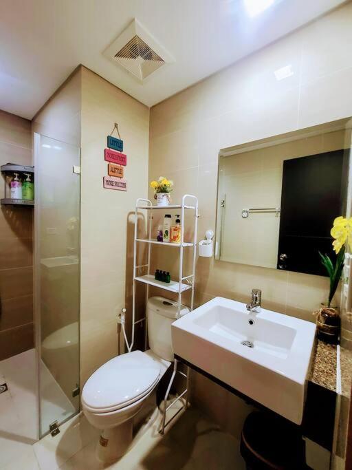 House Of B&Y At 101 Newport Across Naia T3 Appartement Manilla Buitenkant foto