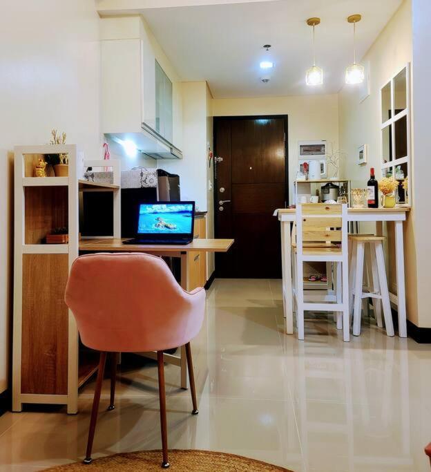 House Of B&Y At 101 Newport Across Naia T3 Appartement Manilla Buitenkant foto